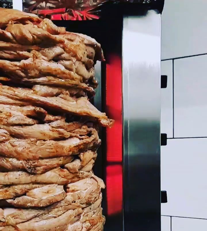 Gyros-Spieß am Grill